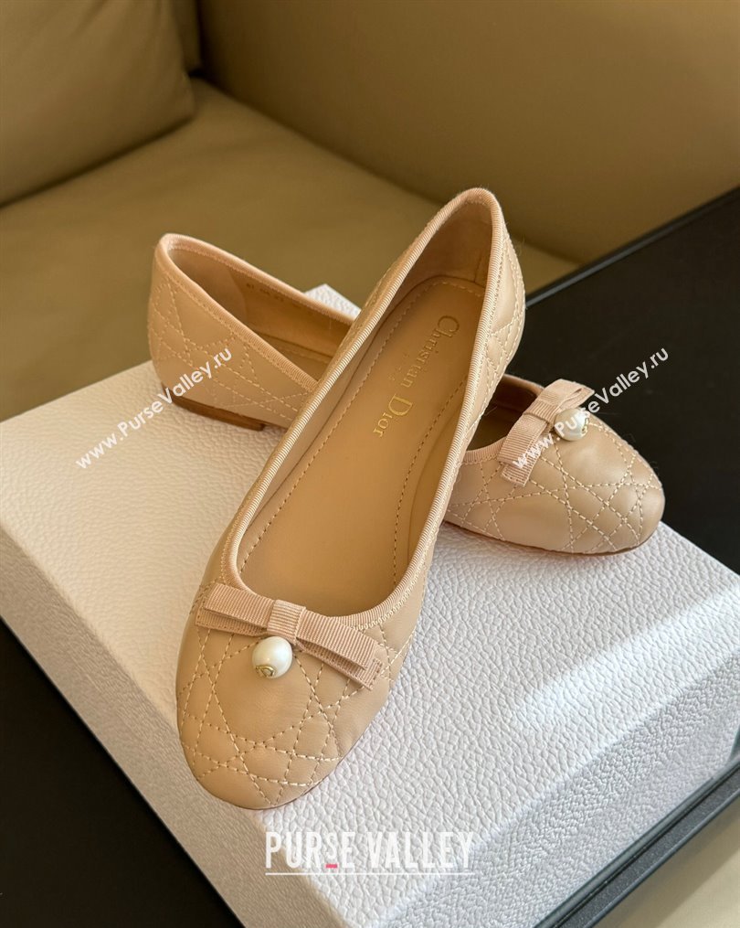 Dior Ballet Flats with Grosgrain bow and Pearl in Nude Quilted Cannage Calfskin 2024 (kaola-23112324)