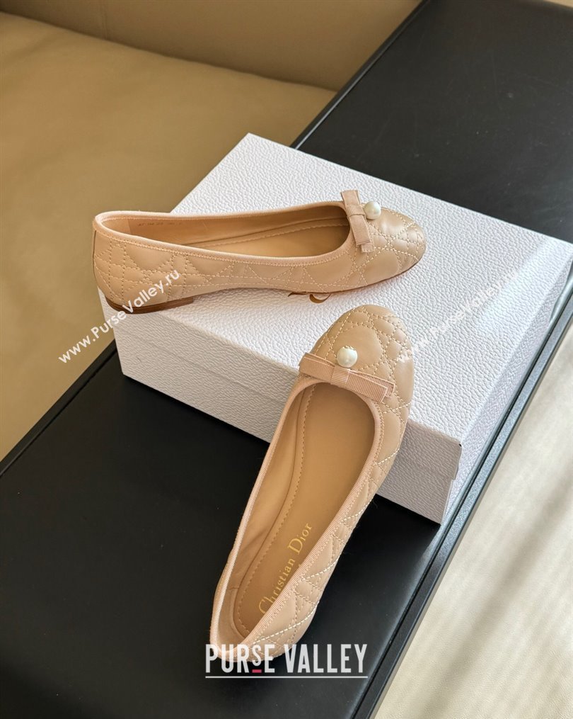 Dior Ballet Flats with Grosgrain bow and Pearl in Nude Quilted Cannage Calfskin 2024 (kaola-23112324)