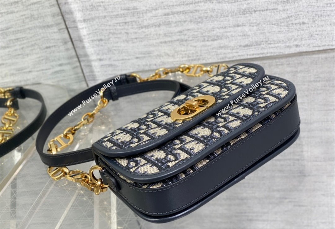 Dior Small 30 Montaigne Avenue Bag in Blue Dior Oblique Jacquard 2024 (XXG-23112505)