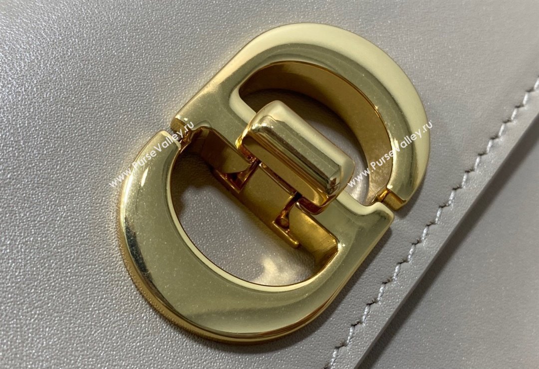 Dior Small 30 Montaigne Avenue Bag in Box Calfskin Beige 2024 (XXG-23112504)