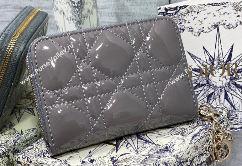 Lady Dior Voyageur Small Coin Purse in Gray Patent Cannage Calfskin 2024 (XXG-23112518)