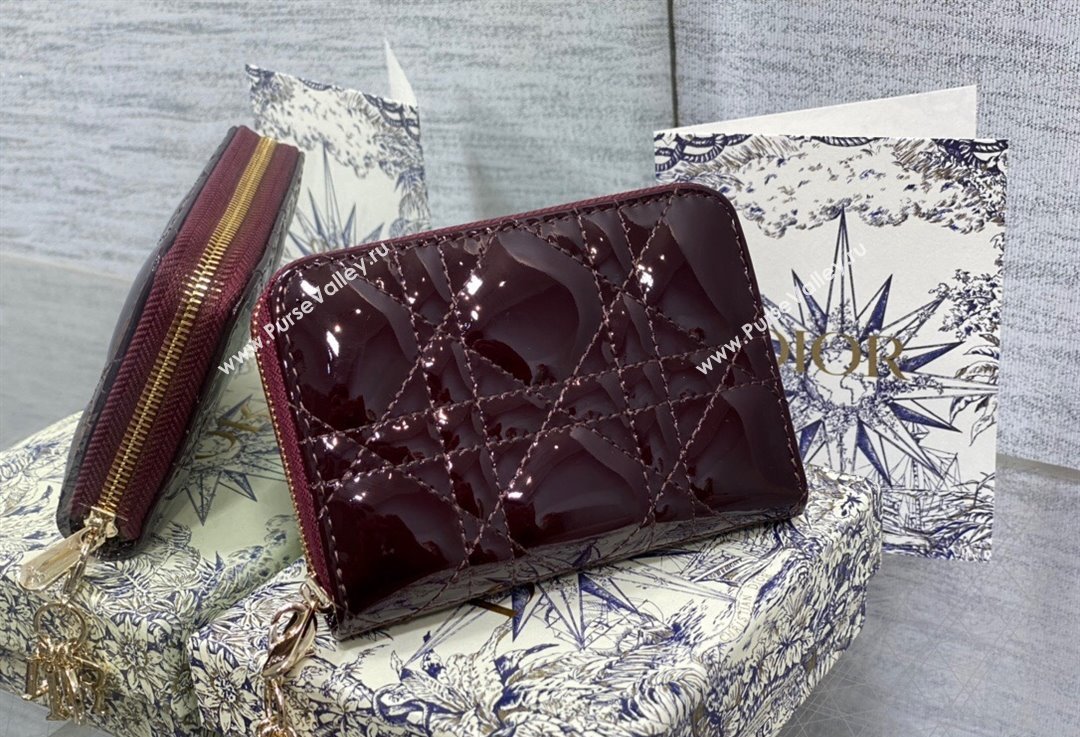 Lady Dior Voyageur Small Coin Purse in Burgundy Patent Cannage Calfskin 2024 (XXG-23112517)