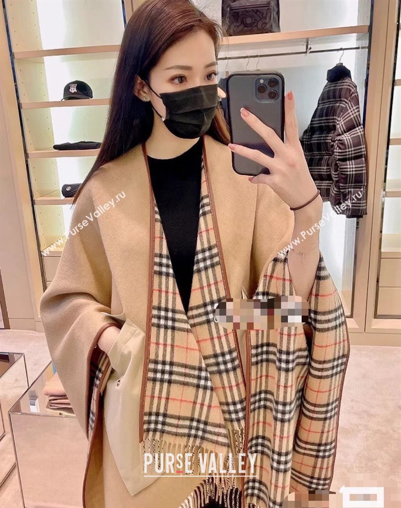 Burberry Reversible Check Wool Cape Beige Top Quality (wtz-23112721)