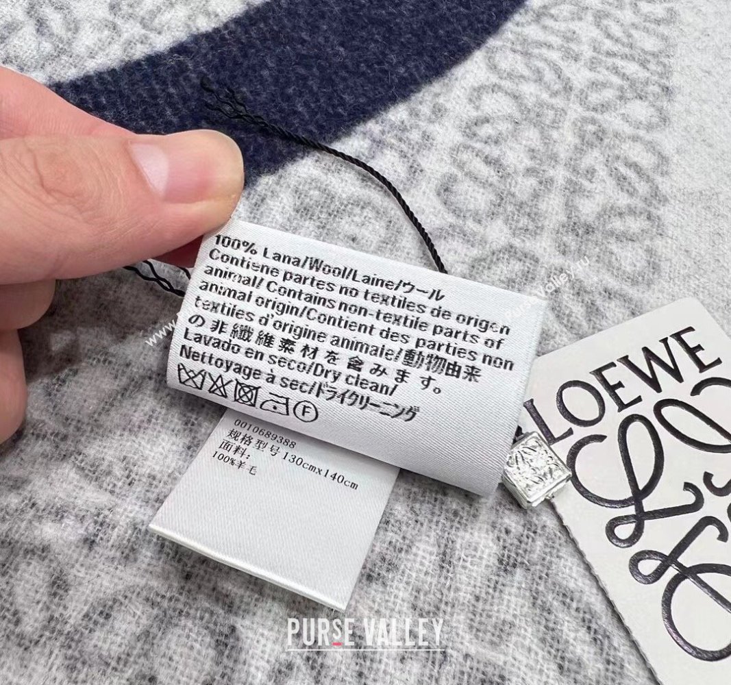 Loewe Anagram blanket in wool Navy Blue (wtz-23112503)