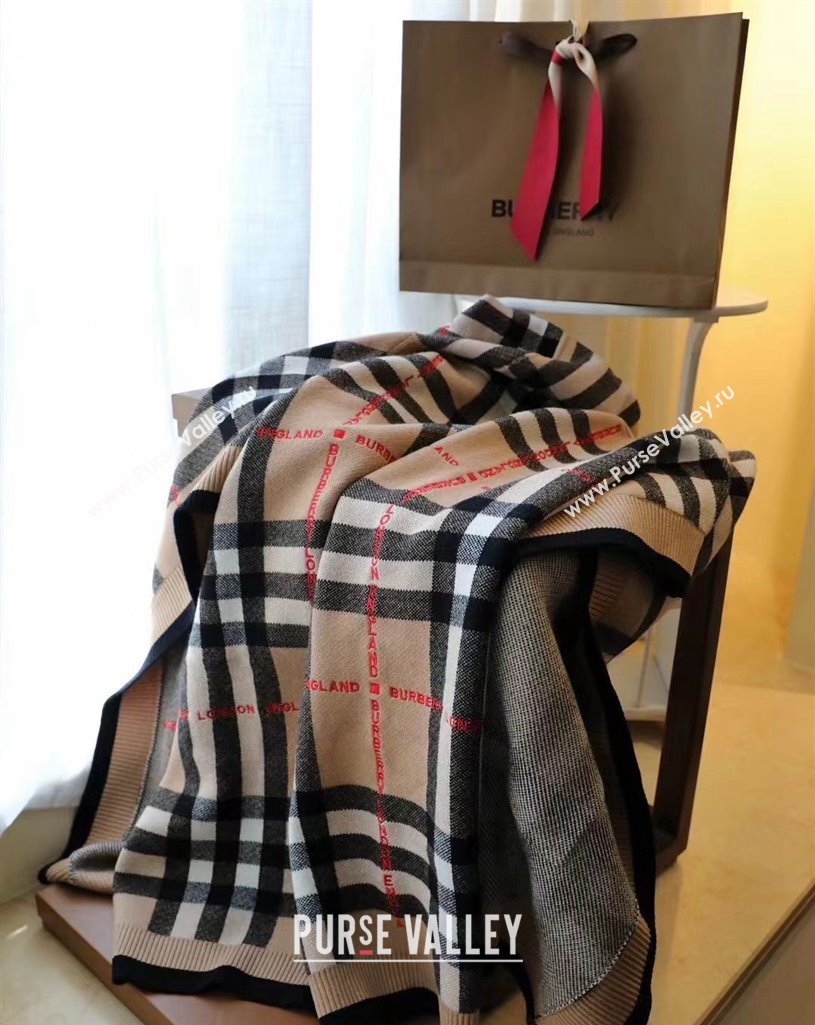 Burberry Check Wool Cashmere Hooded Cape Top Quality (wtz-23112717)