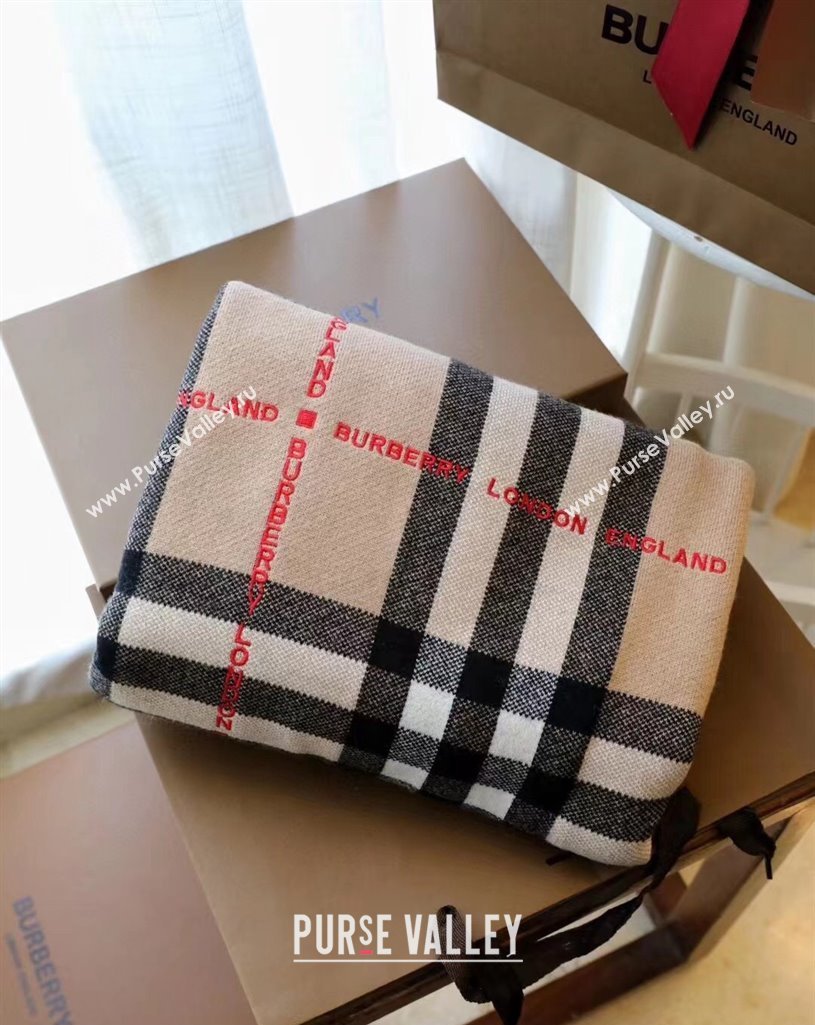 Burberry Check Wool Cashmere Hooded Cape Top Quality (wtz-23112717)