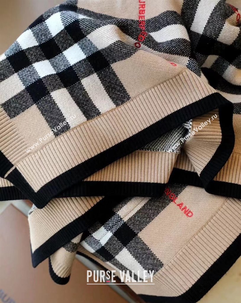 Burberry Check Wool Cashmere Hooded Cape Top Quality (wtz-23112717)