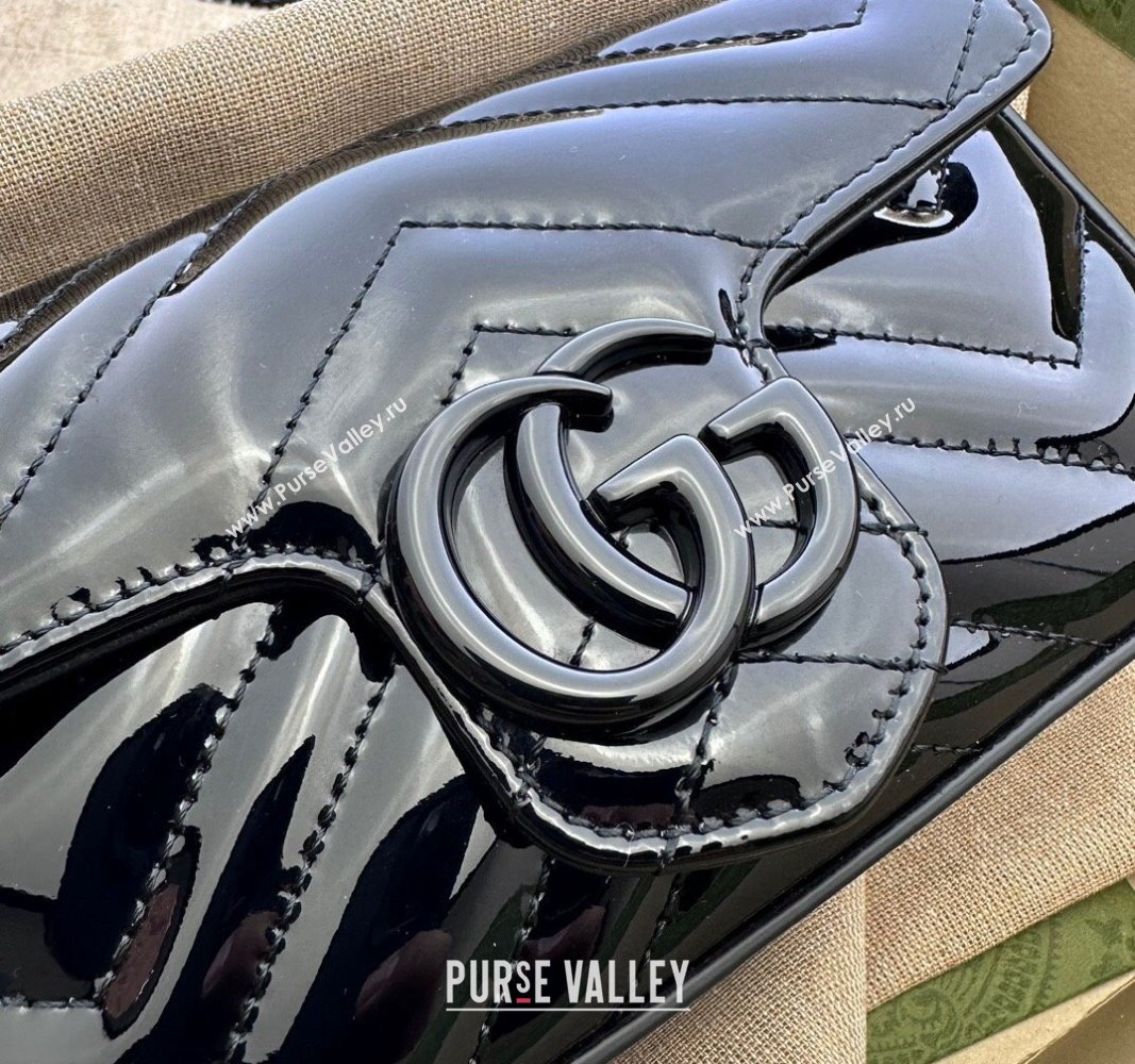 Gucci GG Marmont patent Super Mini shoulder bag 476433 Black 2024 (dlh-23112320)