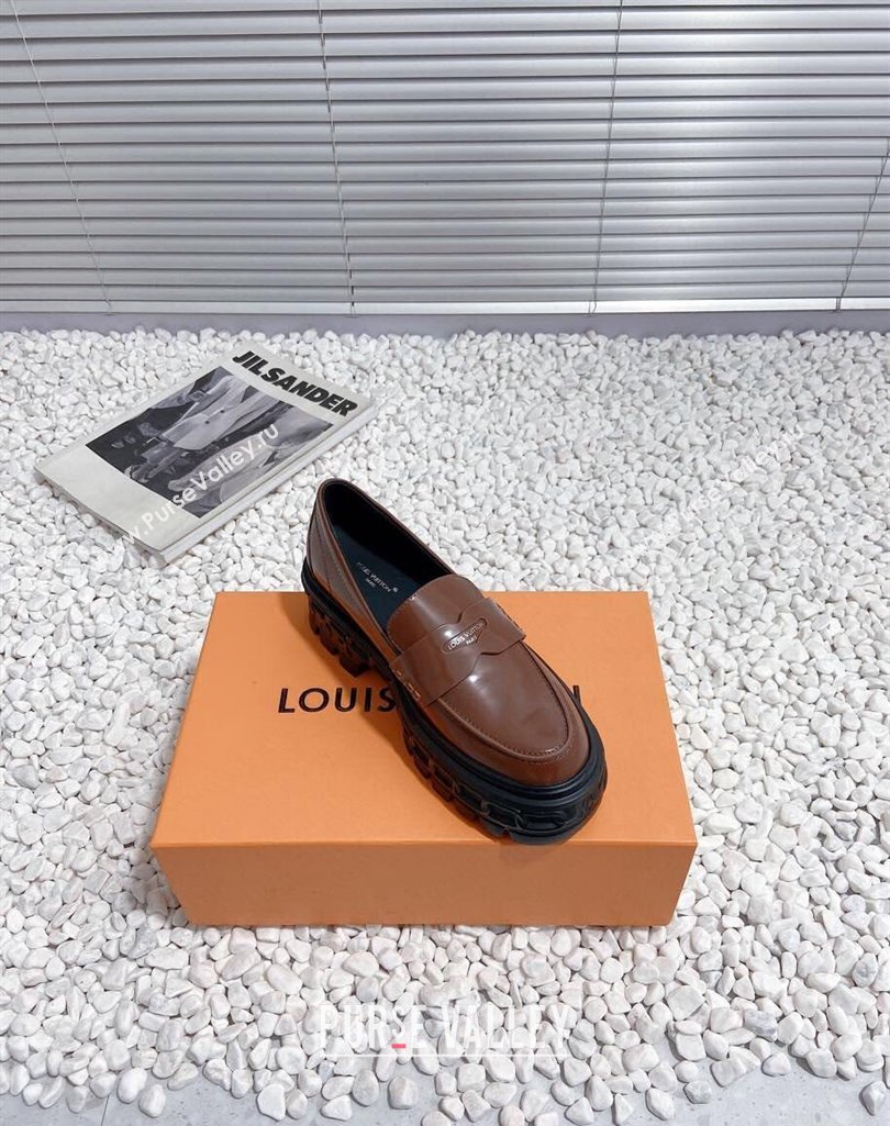 Louis Vuitton Heel 6cm LV Record Loafers in Glazed calf leather Brown 2024 (modeng-23112703)
