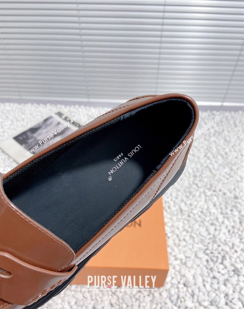 Louis Vuitton Heel 6cm LV Record Loafers in Glazed calf leather Brown 2024 (modeng-23112703)