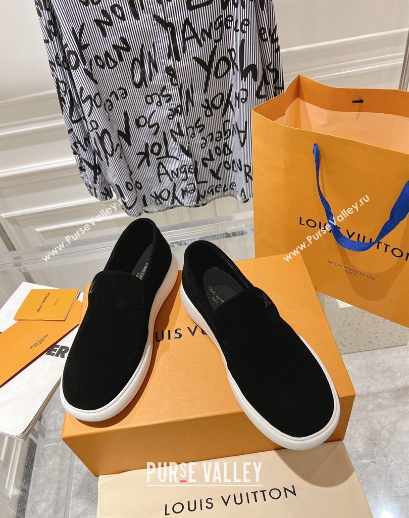 Louis Vuitton LV Pacific Mens Loafers in Suede calf leather Black 2024 (modeng-23112708)