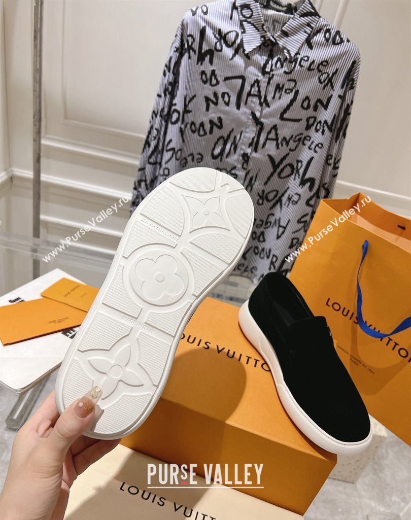 Louis Vuitton LV Pacific Mens Loafers in Suede calf leather Black 2024 (modeng-23112708)