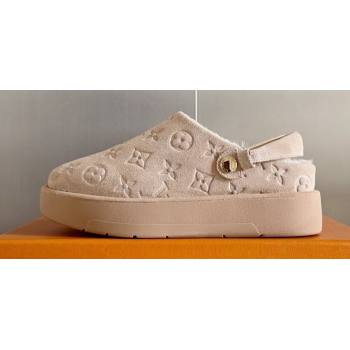 Louis Vuitton Heel 4cm Aspen Platform Clogs in Monogram-debossed suede calf leather and shearling Beige 2024 (danni-23112705)