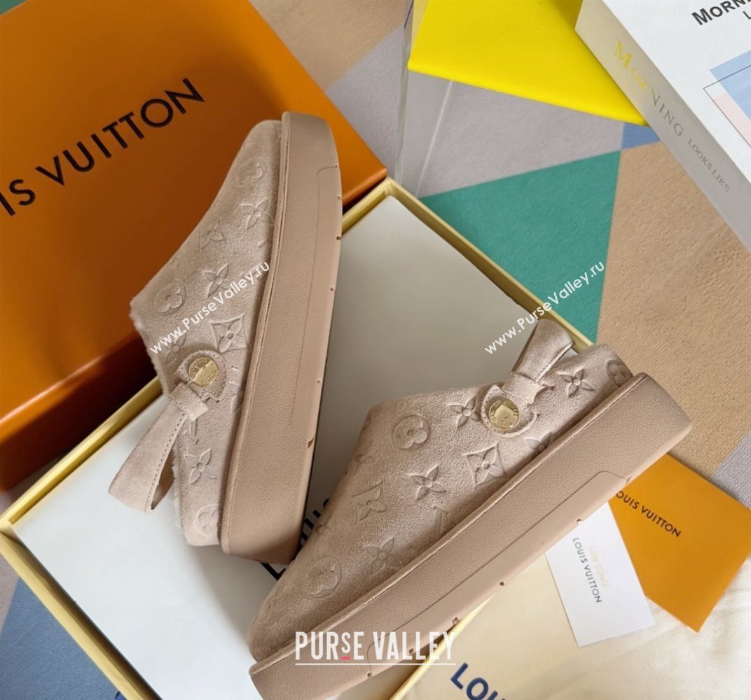 Louis Vuitton Heel 4cm Aspen Platform Clogs in Monogram-debossed suede calf leather and shearling Beige 2024 (danni-23112705)