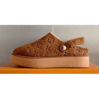 Louis Vuitton Heel 4cm Aspen Platform Clogs in Monogram-debossed suede calf leather and shearling Brown 2024 (danni-23112706)