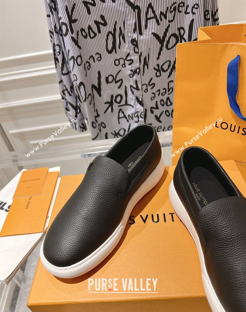 Louis Vuitton LV Pacific Mens Loafers in Grained calf leather Black 2024 (modeng-23112707)