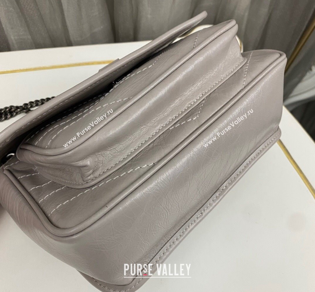 Saint Laurent Niki Baby Bag in Crinkled Vintage Leather 633160 Pale Gray (nana-24011036)