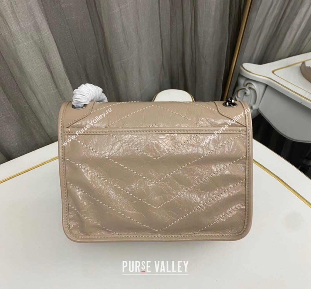 Saint Laurent Niki Baby Bag in Crinkled Vintage Leather 633160 Beige (nana-24011040)