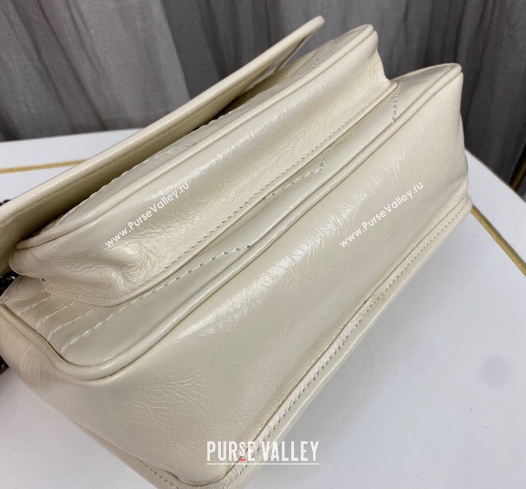 Saint Laurent Niki Baby Bag in Crinkled Vintage Leather 633160 Creamy (nana-24011037)