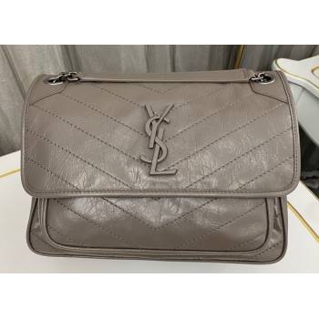 Saint Laurent Niki medium Bag in Crinkled Vintage Leather 633158 Light Gray (nana-24011014)