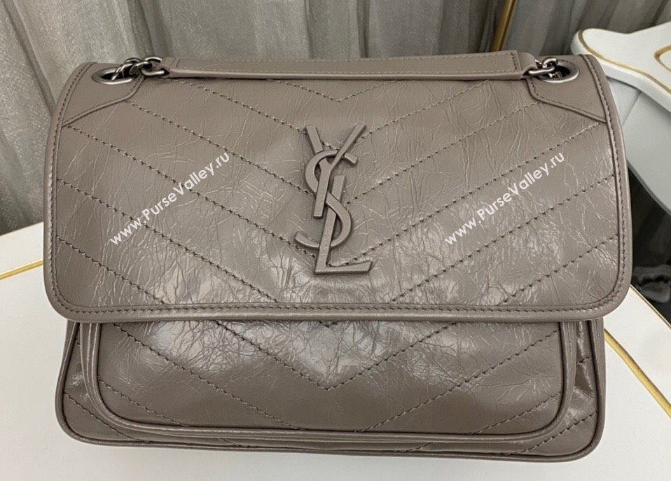 Saint Laurent Niki medium Bag in Crinkled Vintage Leather 633158 Light Gray (nana-24011014)