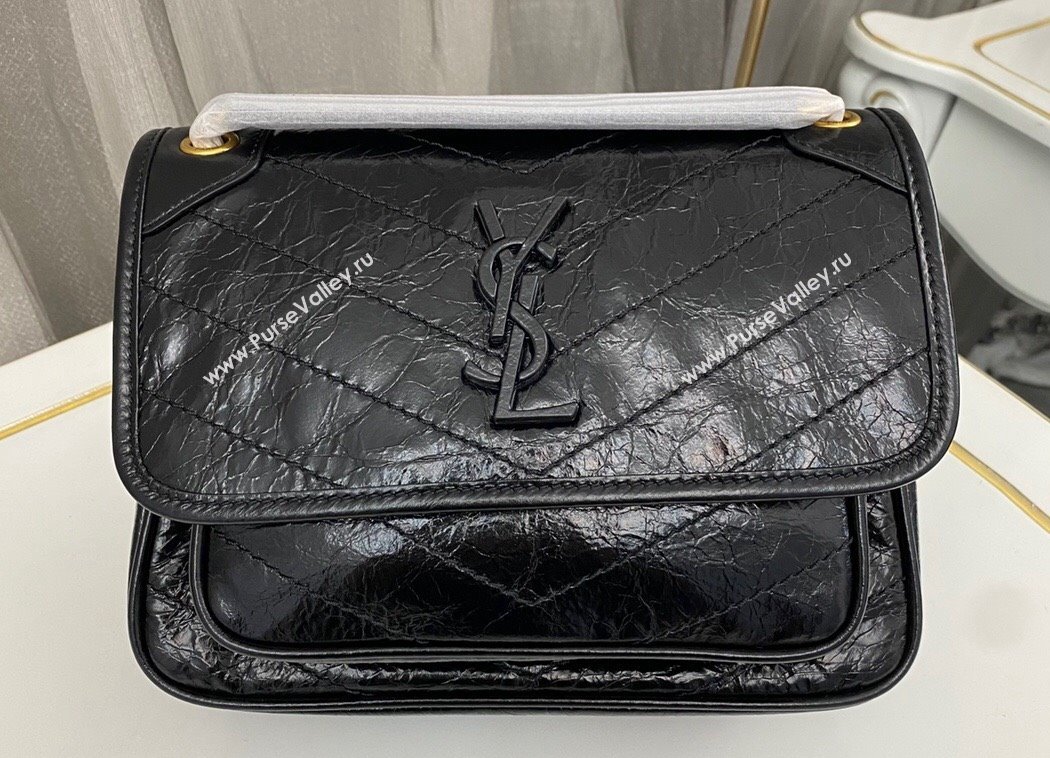 Saint Laurent Niki Baby Bag in Crinkled Vintage Leather 633160 Black/Gold (nana-24011022)