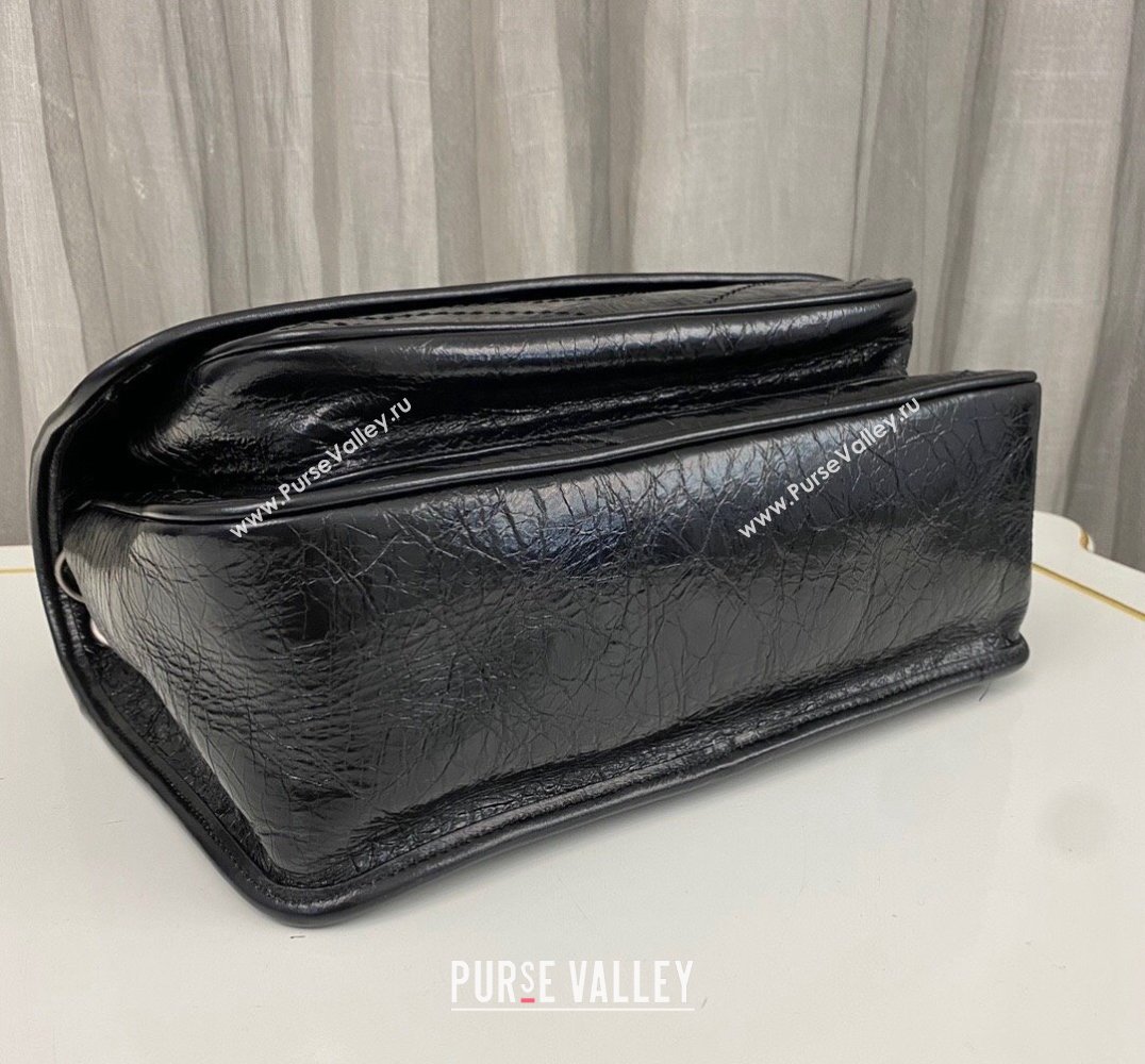 Saint Laurent Niki medium Bag in Crinkled Vintage Leather 633158 Black/Silver (nana-24011003)