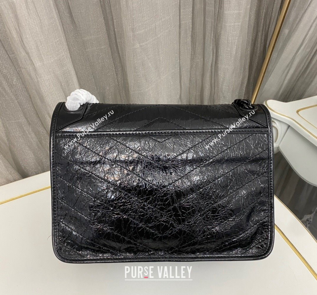 Saint Laurent Niki medium Bag in Crinkled Vintage Leather 633158 Black (nana-24011001)