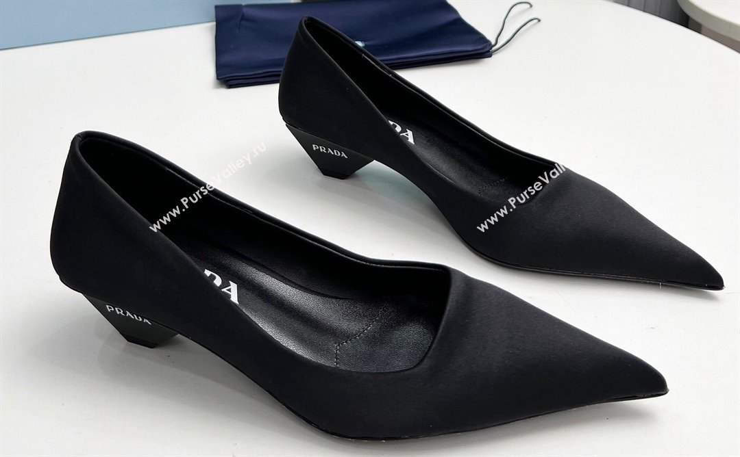 Prada Heel 4cm Satin Pointed Toe Pumps Black Spring 2024 (modeng-23120421)