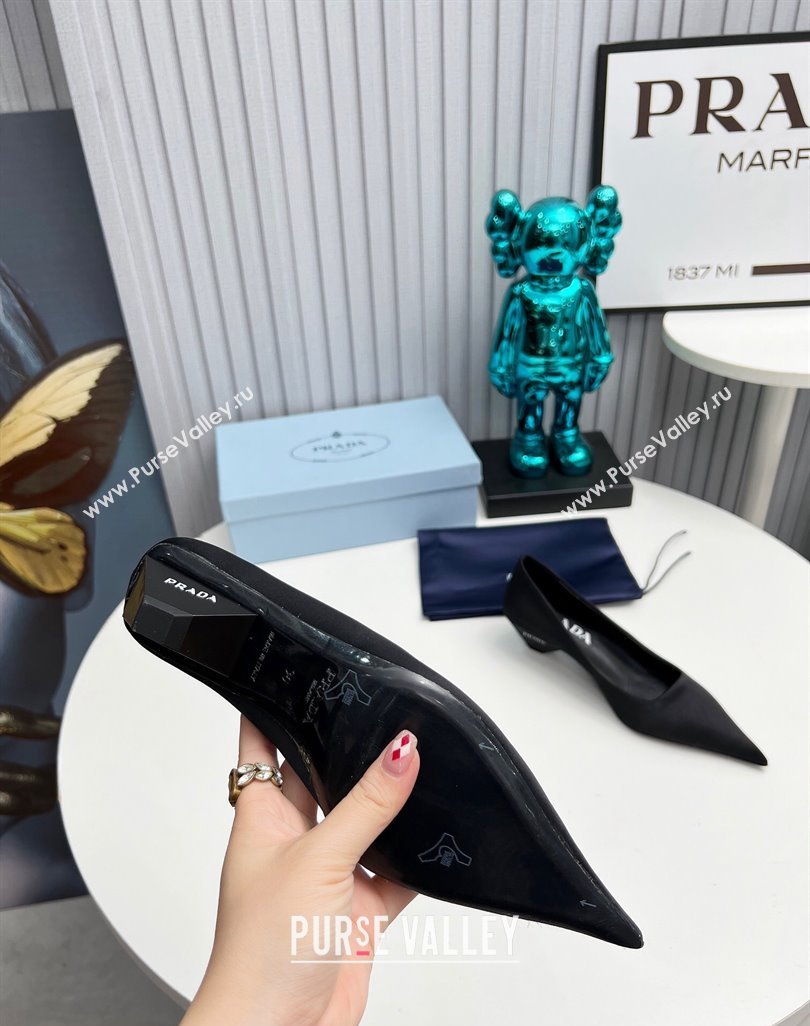 Prada Heel 4cm Satin Pointed Toe Pumps Black Spring 2024 (modeng-23120421)