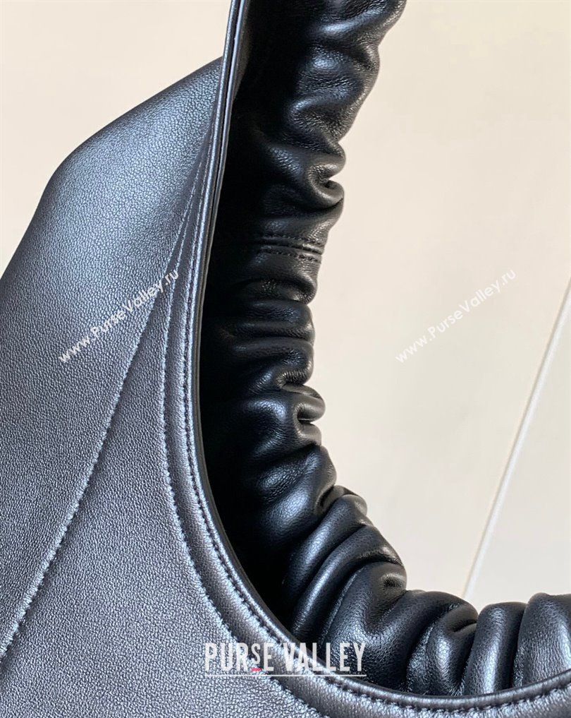 Loewe Medium Squeeze bag in nappa lambskin Black (xinyidai-23120401)