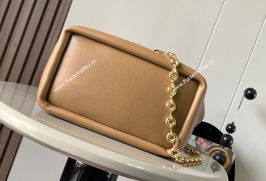 Loewe Small Squeeze bag in nappa lambskin Apricot (xinyidai-23120407)