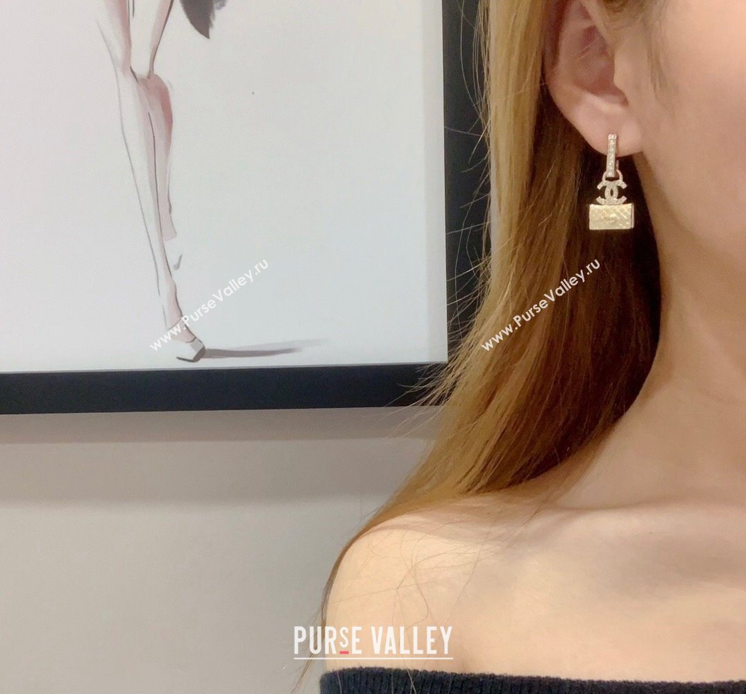 Chanel Metal Strass Pendant Earrings ABB537 2024 (YF-23120505)