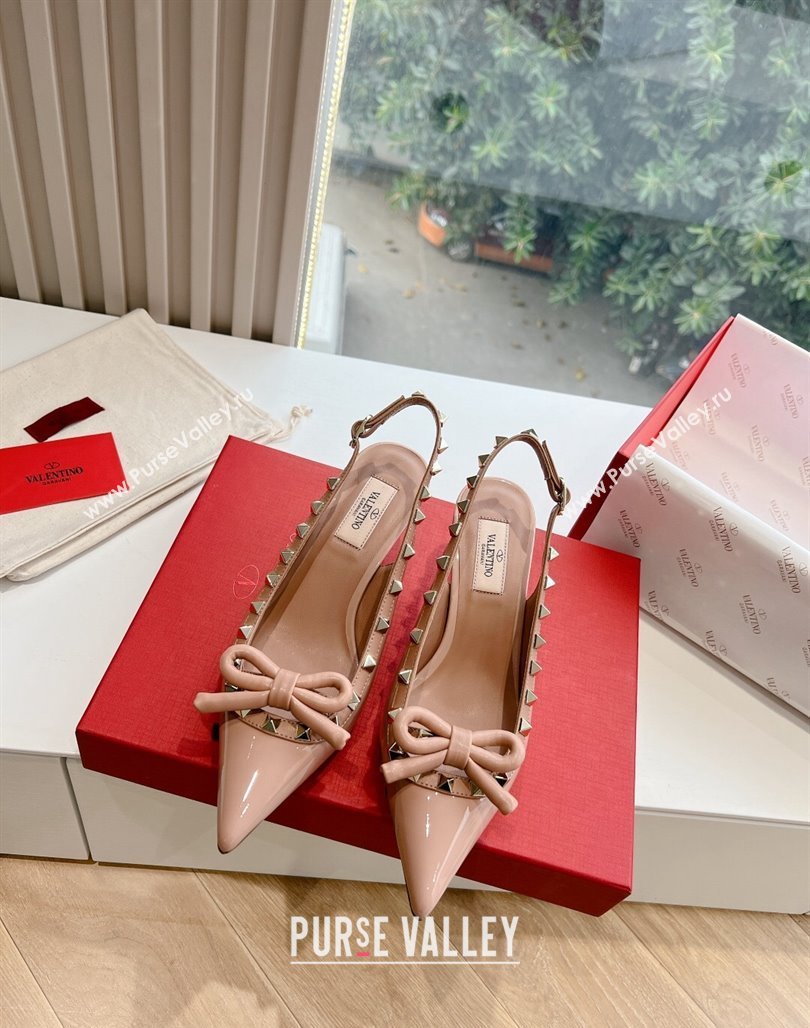 Valentino Heel 6cm Rockstud Bow patent leather slingback pumps Nude Spring 2024 (kaola-23120610)