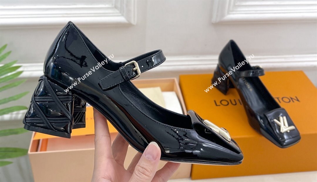 Louis Vuitton quilted Malletage pattern Heel 5.5cm Shake Mary Jane Pumps in Patent Calfskin Black 2024 (modeng-23120731)