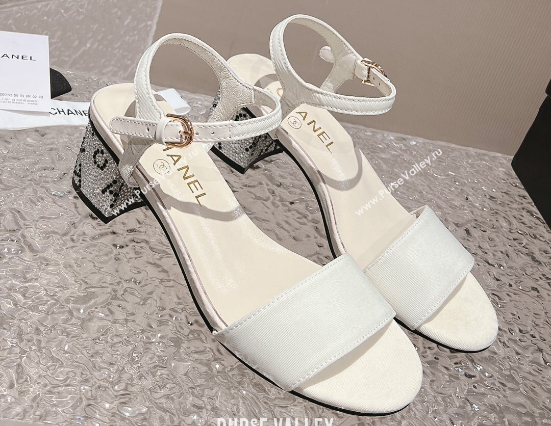 Chanel Heel 5cm Grosgrain Strass Sandals G45365 White 2024 (modeng-23120617)