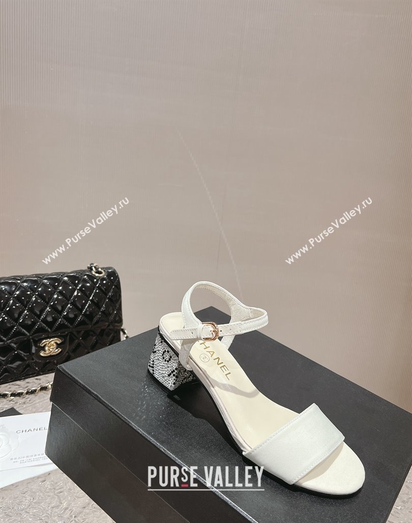 Chanel Heel 5cm Grosgrain Strass Sandals G45365 White 2024 (modeng-23120617)