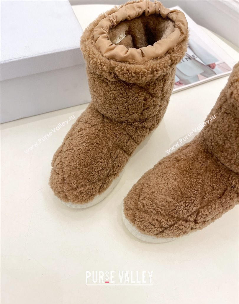 Dior Frost Ankle Boots in Brown Shearling Embroidered with Cannage Motif 2024 (modeng-23120843)