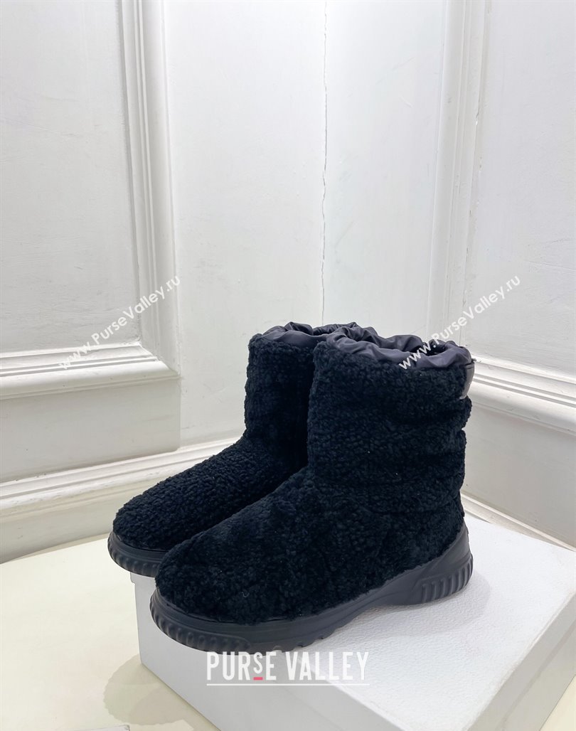 Dior Frost Ankle Boots in Black Shearling Embroidered with Cannage Motif 2024 (modeng-23120841)