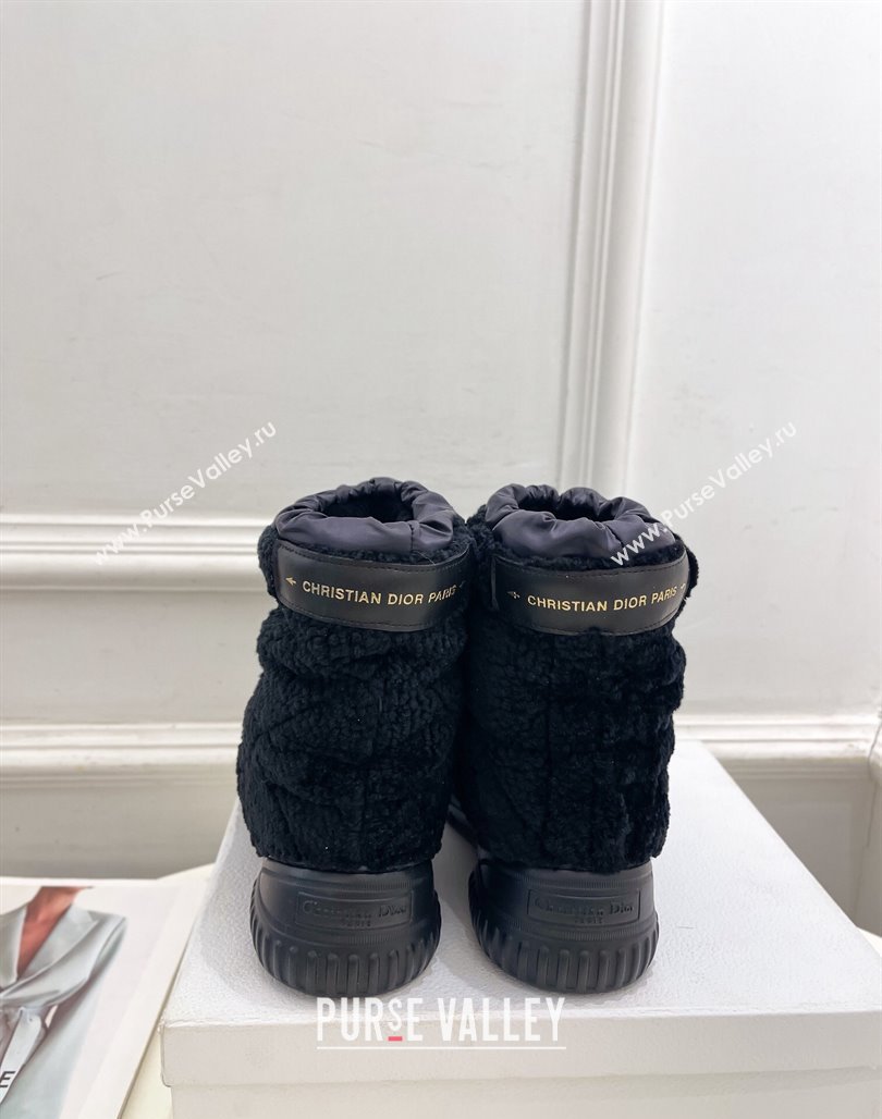 Dior Frost Ankle Boots in Black Shearling Embroidered with Cannage Motif 2024 (modeng-23120841)