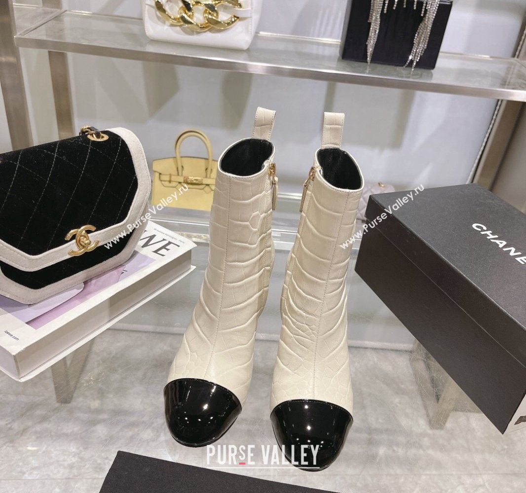 Chanel Heel 7.5cm Croco Pattern and Patent Calfskin Ankle Boots White/Black 2024 (modeng-23120609)