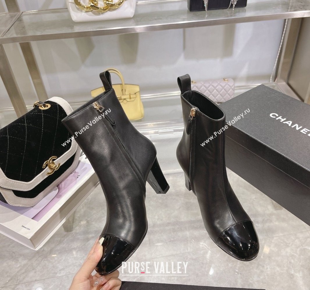 Chanel Heel 7.5cm Calfskin and Patent Calfskin Ankle Boots Black 2024 (modeng-23120610)