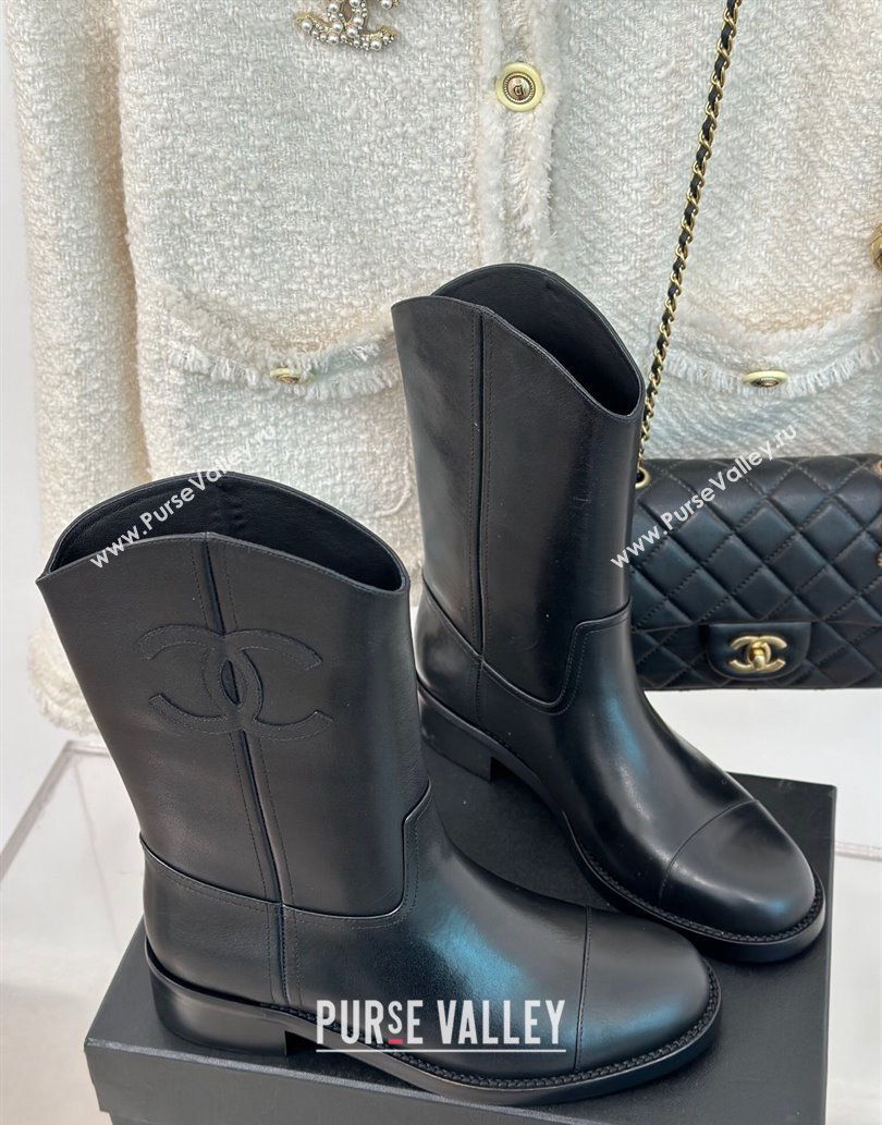 Chanel Heel 3cm CC Logo Calfskin Rider Ankle Boots Black 2024 (clf-23120603)