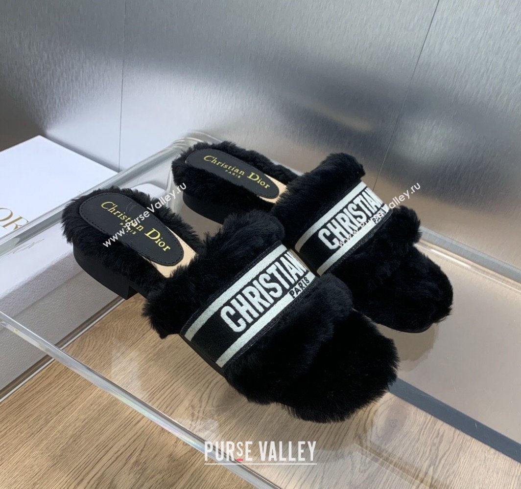 Dior Dway Flat Slide Sandals in Black Shearling Fur and Embroidered Canvas 2024 (jincheng-23120803)