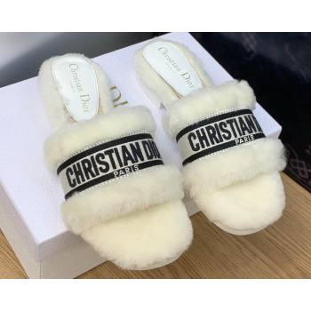 Dior Dway Flat Slide Sandals in White Shearling Fur and Embroidered Canvas 2024 (jincheng-23120806)