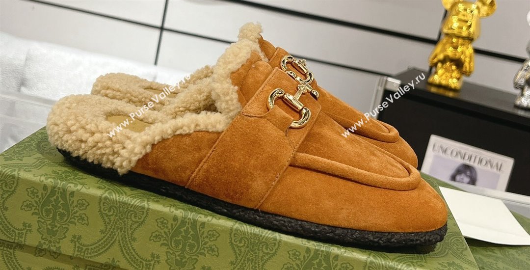 Gucci Merinos wool lining mules with Horsebit 771061 leather Suede Khaki 2024 (modeng-23120786)