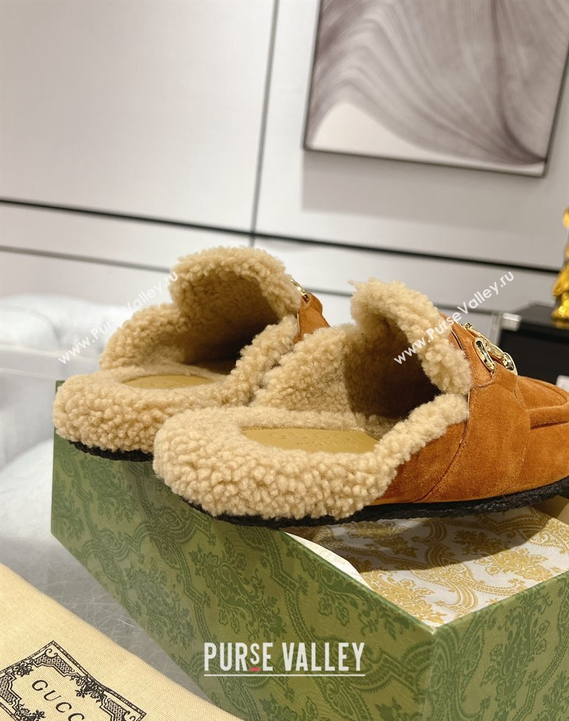 Gucci Merinos wool lining mules with Horsebit 771061 leather Suede Khaki 2024 (modeng-23120786)