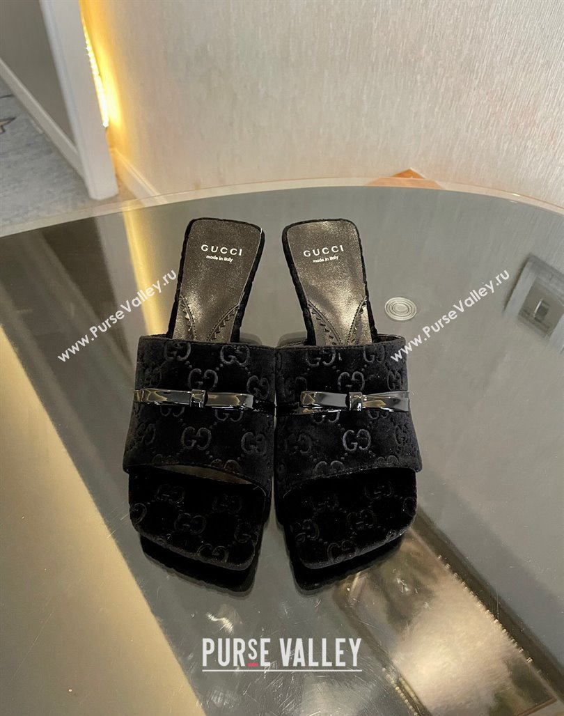 Gucci Heel 7cm GG velvet slide sandals with Patent leather bow detail 764182 Black 2024 (modeng-23120706)