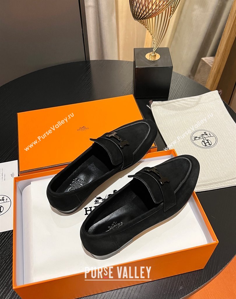 Hermes Paris loafer in suede goatskin Black with tone-on-tone signature H detail (modeng-23121131)