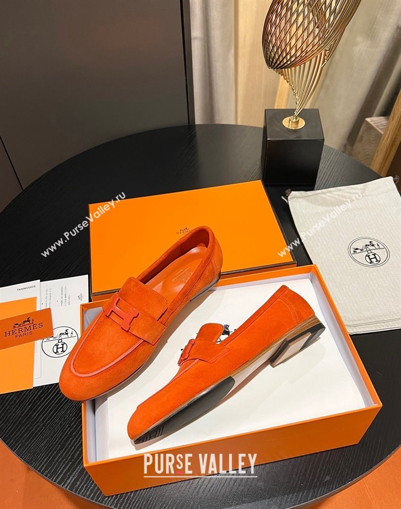 Hermes Paris loafer in suede goatskin Orange with tone-on-tone signature H detail (modeng-23121127)